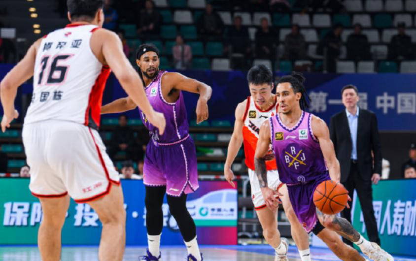 CBA今日最新消息，联赛动态、球员转会与伤病更新
